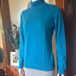 NWT northern reflections size small cotton Teal Turtleneck Sweater
